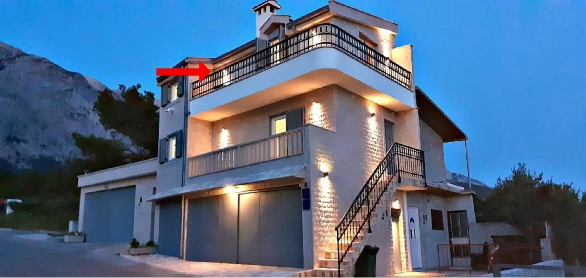 Apartment In Baška Voda
